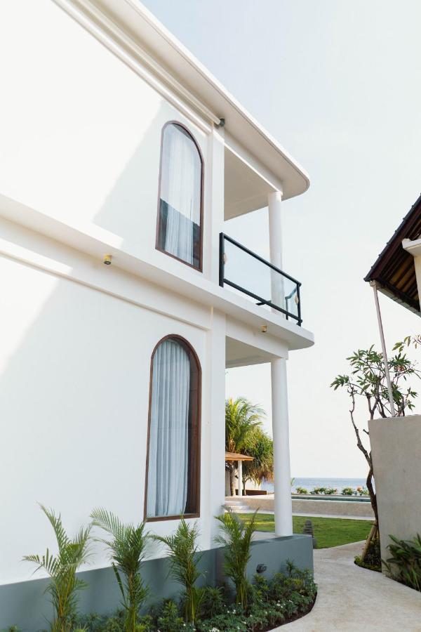 The Cokelat Amed Villa Exterior photo