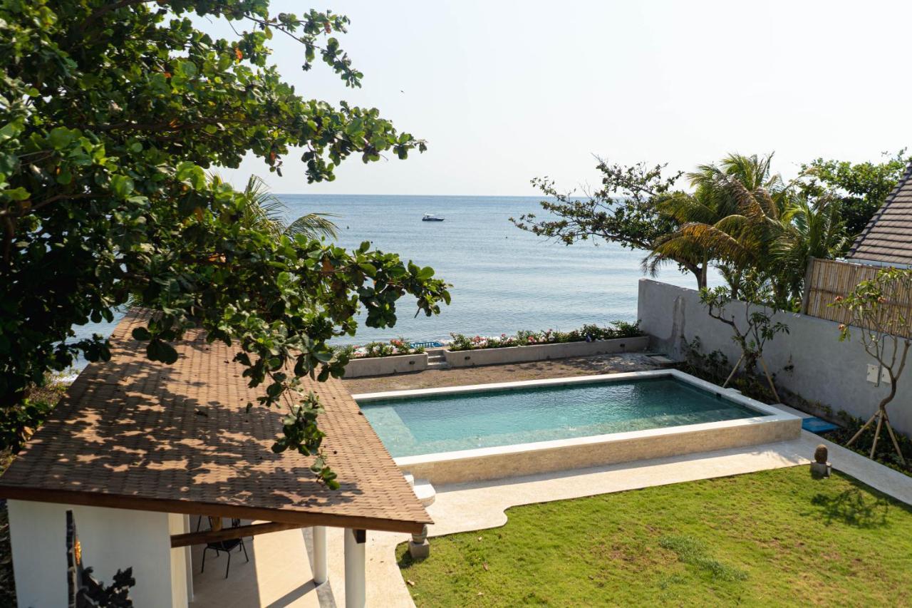 The Cokelat Amed Villa Exterior photo